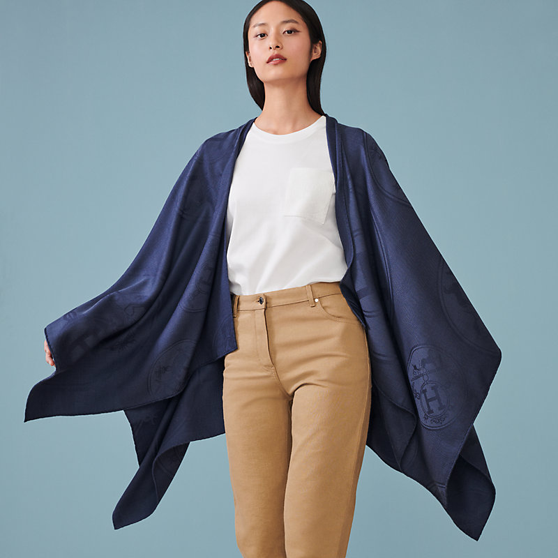 【こなれ感が一際UP】HERMES★Poncho New Libris New Libris poncho | Hermès Netherlands